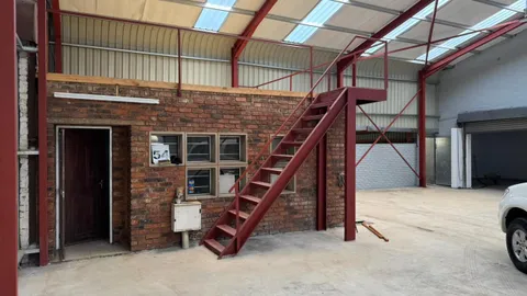 WhatsApp Image 2025-12-17 at 15.45.08 (1).